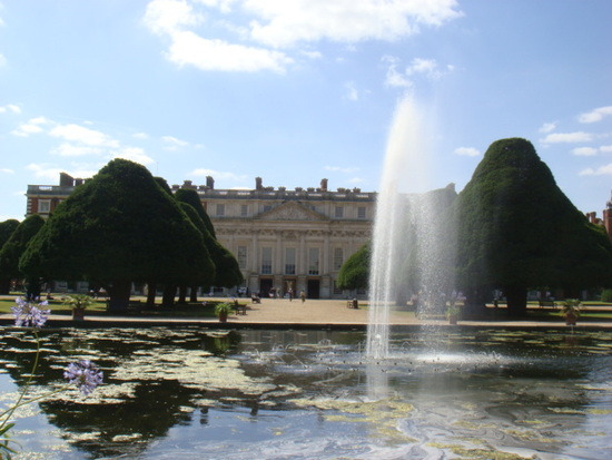 영국의 정형식 정원 햄프턴 코트(Hampton Court) : 네이버 블로그